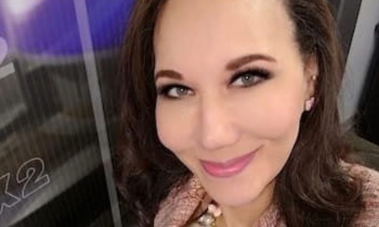Lori Pinson Biography: Career, Education, Awards, Personal Life and Facts