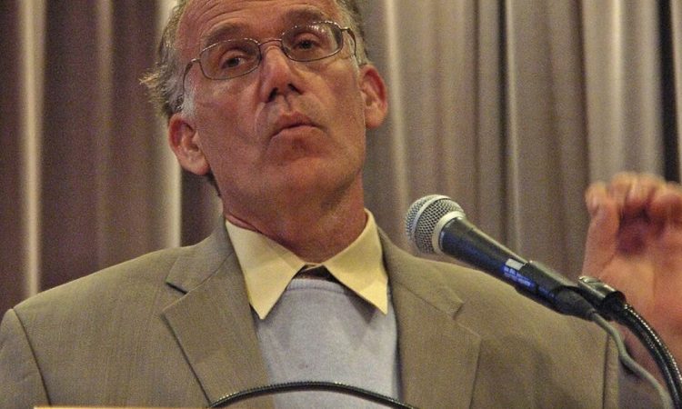 Victor Davis Hanson biography, career, books and net worth